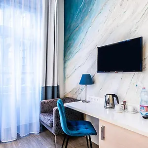 Atrium Fashion 4*, Budapest Hongrie